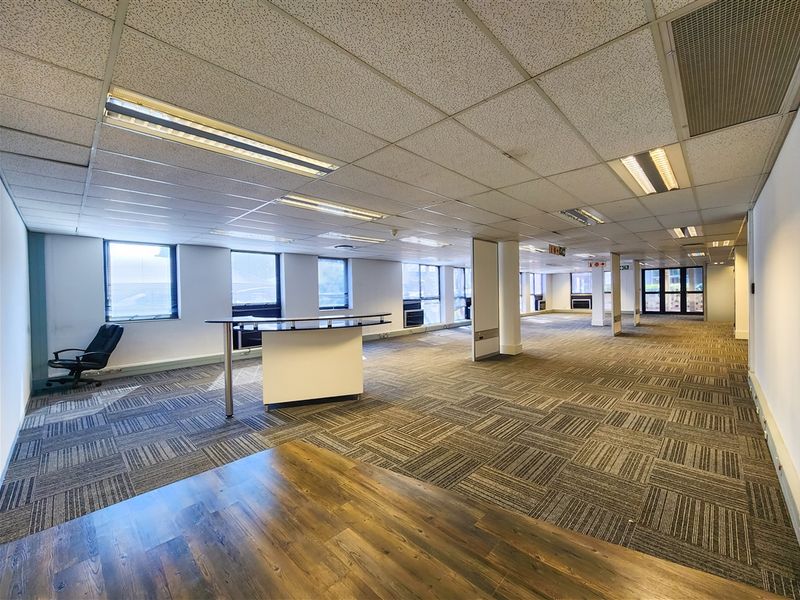 320m2 Modern Office to Let in Constantia Office Park - Photo 6