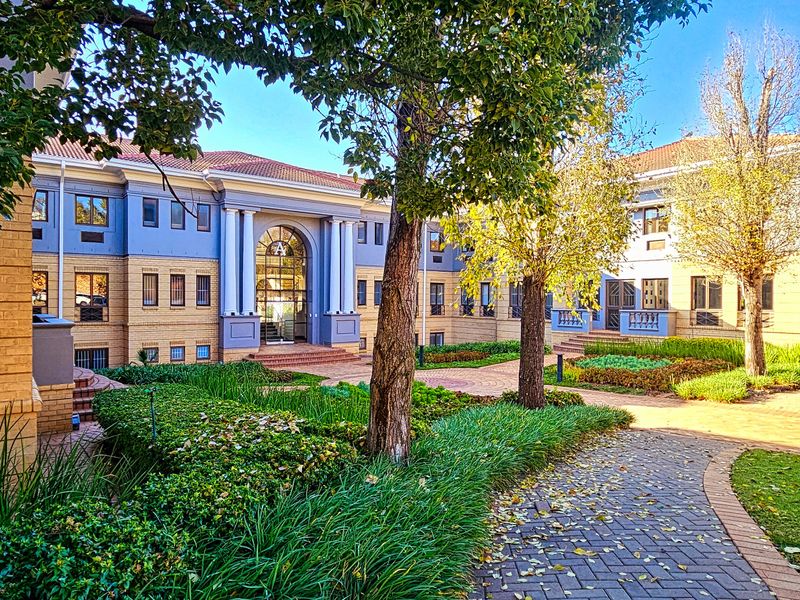 485sqm Offices to let in Sandown, Sandtown - Photo 1