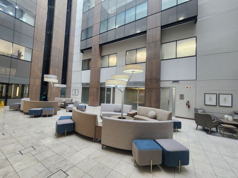 351,33sqm Offices to let in Sandown, Sandton - Photo 1