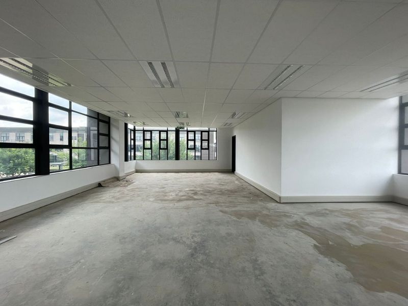Office space to let in Boksburg - Photo 6