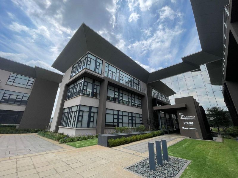 Office space to let in Boksburg - Photo 2