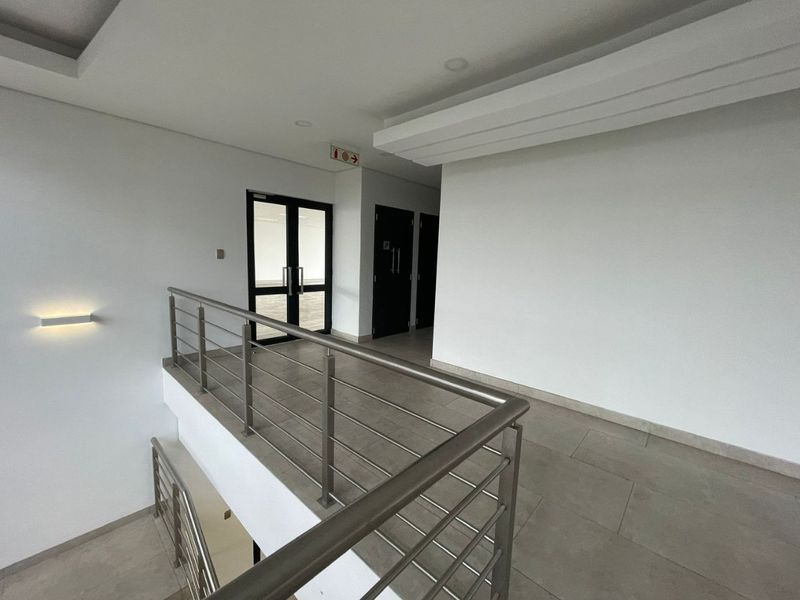 Office space to let in Boksburg - Photo 3