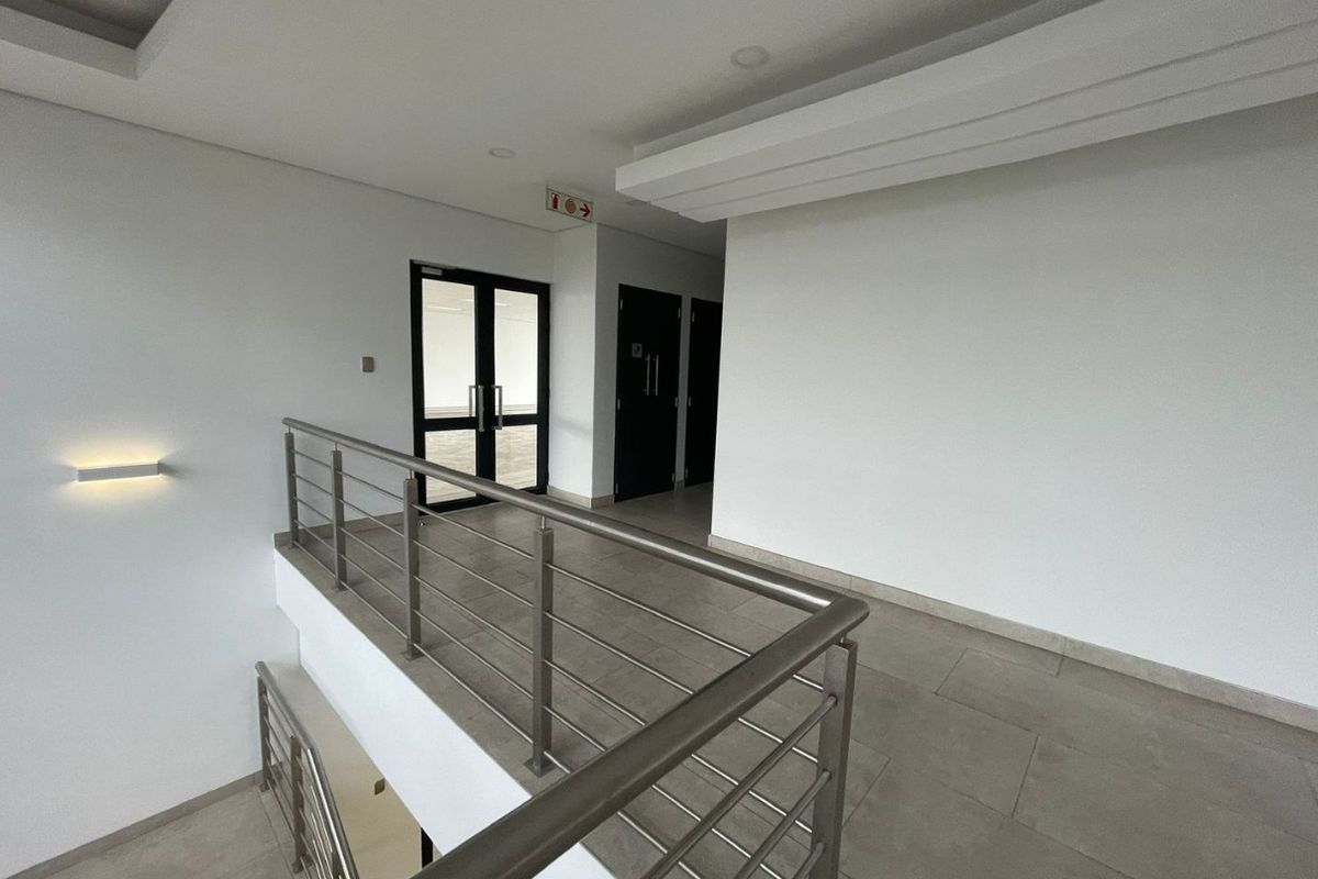 Office space to let in Boksburg - Photo 3