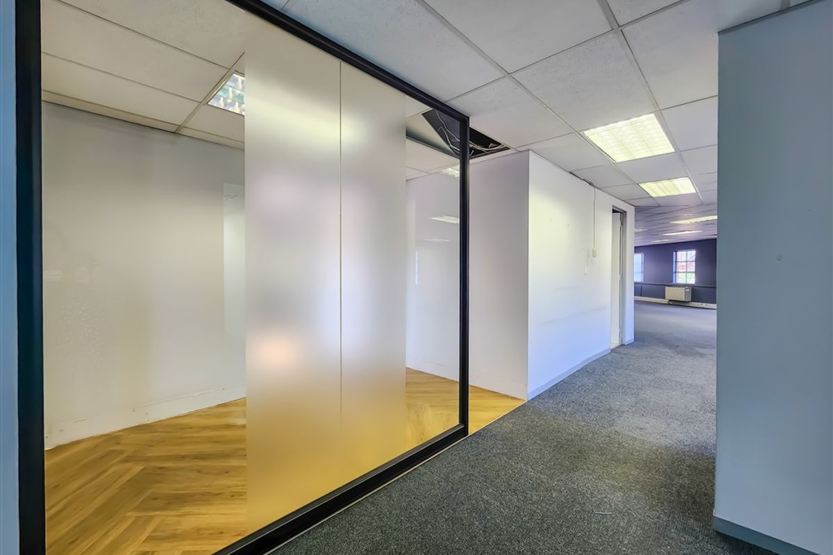 2882 Modern Office to Let in Fourways Golf Park - Photo 5
