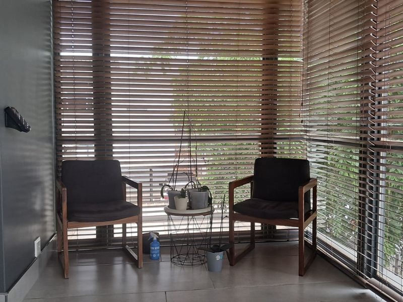 230m Office to let in Irene Link - Photo 1