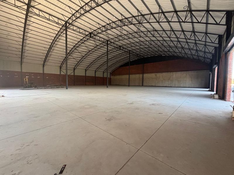 Brand new 2300sqm Factory in Willowton to let @ R138000 per month plus Vat. - Photo 5