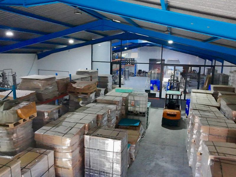 Calling Investors & Business Owners: Prime Commercial Opportunity in the Heart of Hilton - Photo 4