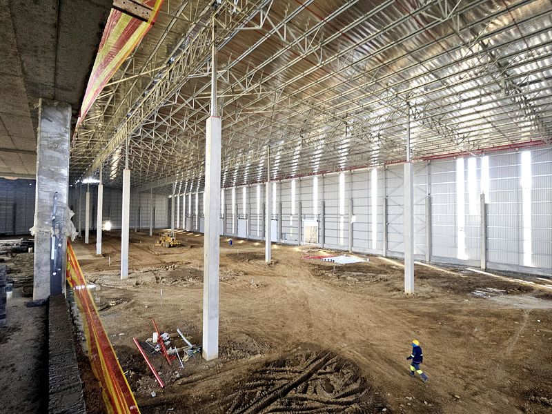 11,443m2 Premium Logistics & Headquarters Facility | Landmark N1 Exposure at Midpoint Midrand - Photo 7