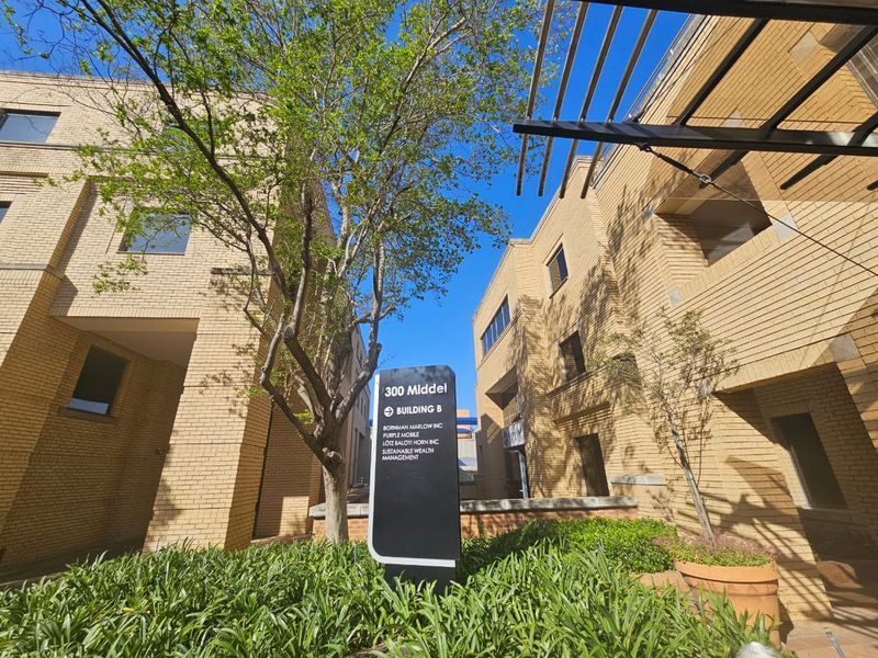 TO LET | A-Grade Standalone Offices | 1 159 m2 | Nieuw Muckleneuk / Brooklyn, Pretoria - Photo 2
