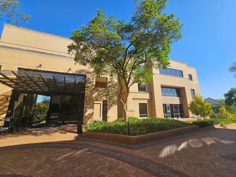 TO LET | A-Grade Standalone Offices | 1 009 m2 | Nieuw Muckleneuk /  Brooklyn, Pretoria - Photo 1
