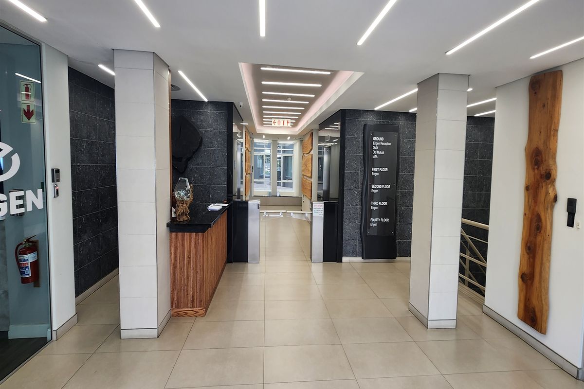 294,5sqm Offices to let in Sandown, Sandton - Photo 2