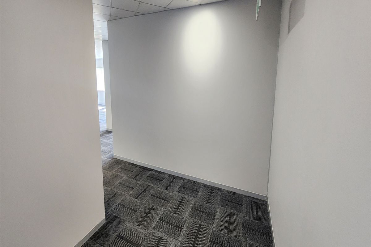 294,5sqm Offices to let in Sandown, Sandton - Photo 4
