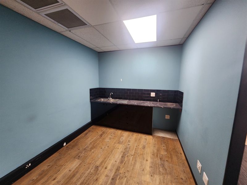 1627.42 Office space to let in Strathavon - Sandton - Photo 7
