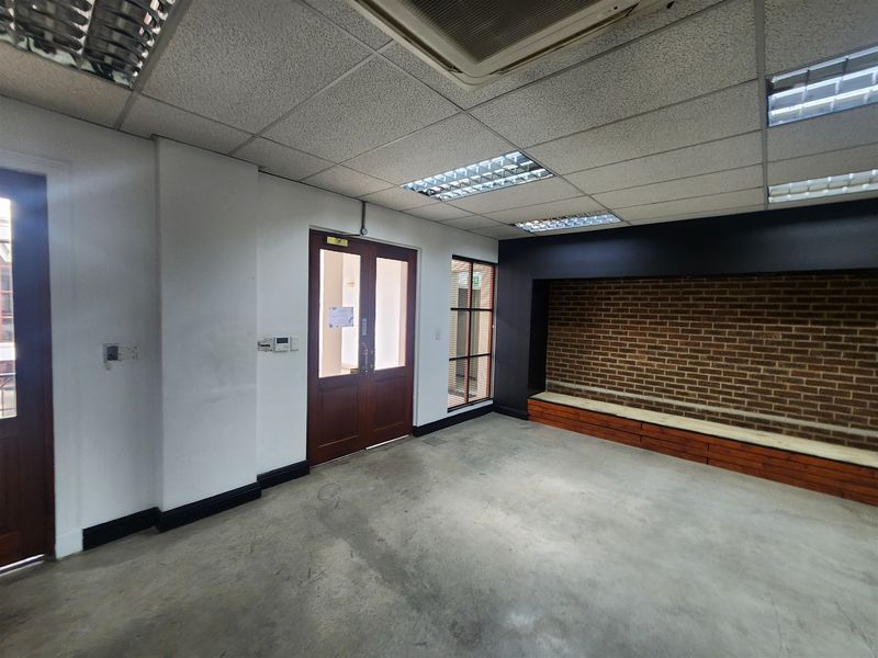 1627.42 Office space to let in Strathavon - Sandton - Photo 10