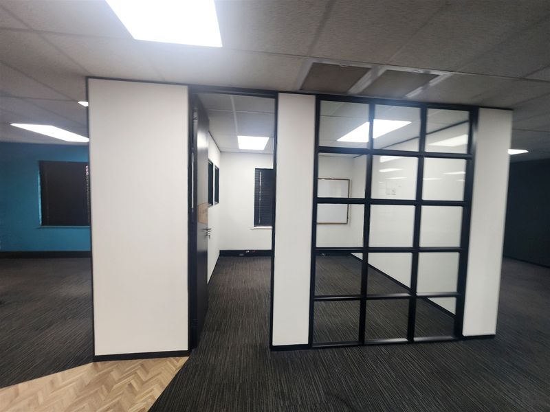 1627.42 Office space to let in Strathavon - Sandton - Photo 2