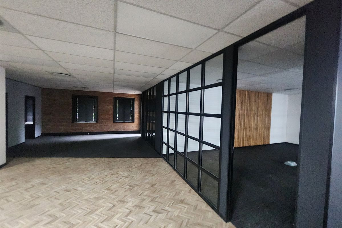 1627.42 Office space to let in Strathavon - Sandton - Photo 4