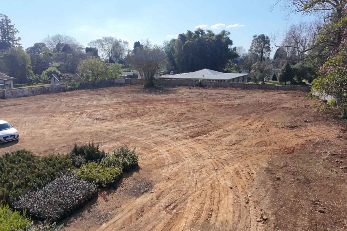 Exceptional Opportunity – 4,460m2 Versatile Commercial Land in Prime Hilton Location - Photo 5