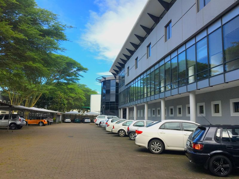 Strategic Kosi Place Office Space – 789m2 Flexible Layout in Durban’s Prime Business Hub - Photo 1