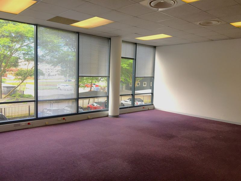 Strategic Kosi Place Office Space – 789m2 Flexible Layout in Durban’s Prime Business Hub - Photo 7