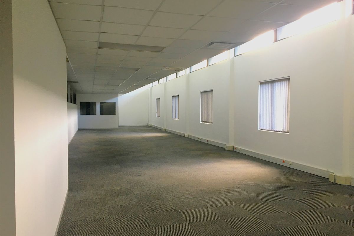Strategic Kosi Place Office Space – 789m2 Flexible Layout in Durban’s Prime Business Hub - Photo 4