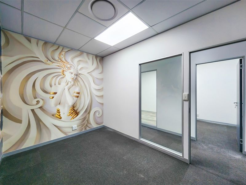 211m2 Modern Office to Let in Infinity Business Park - Photo 9