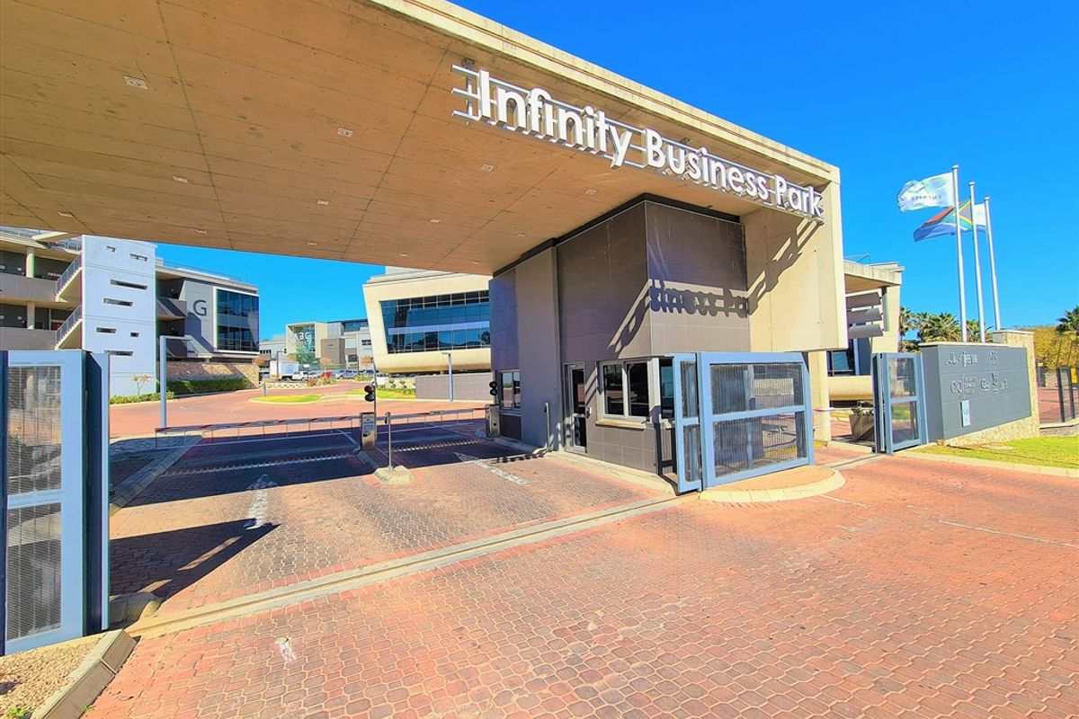 211m2 Modern Office to Let in Infinity Business Park - Photo 4
