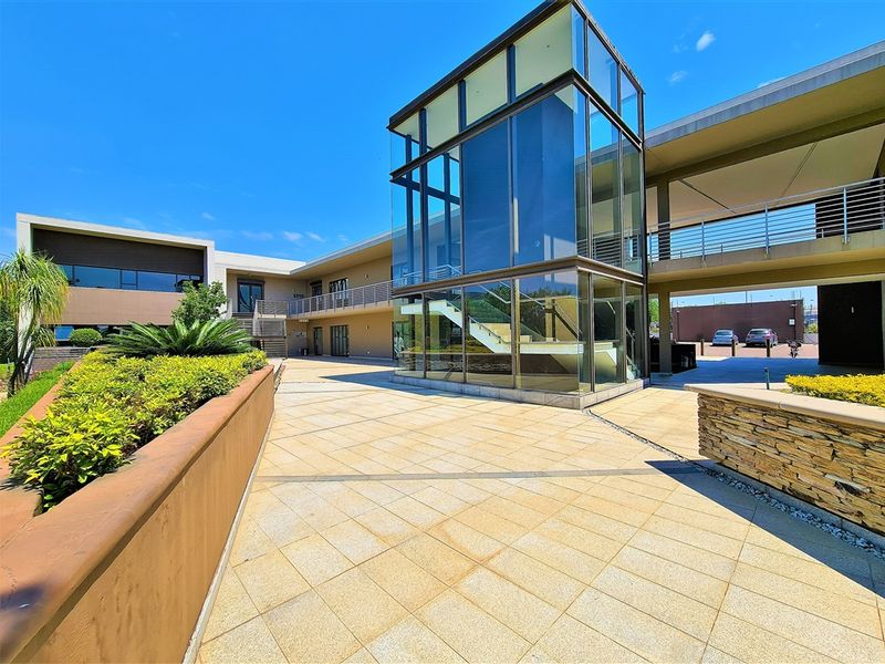 228m2 Modern Office For Sale in Cedar Tree Office Park - Photo 4