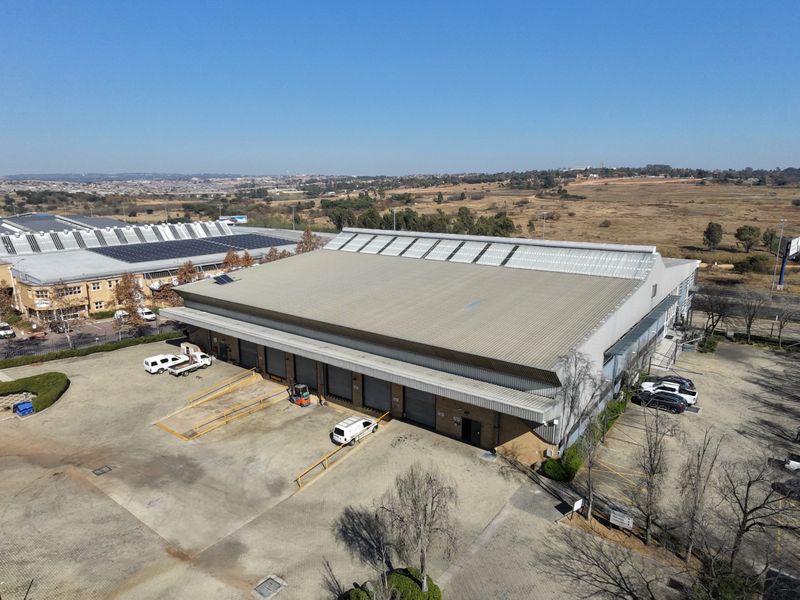 Warehouse to let in Linbro Park - Photo 2