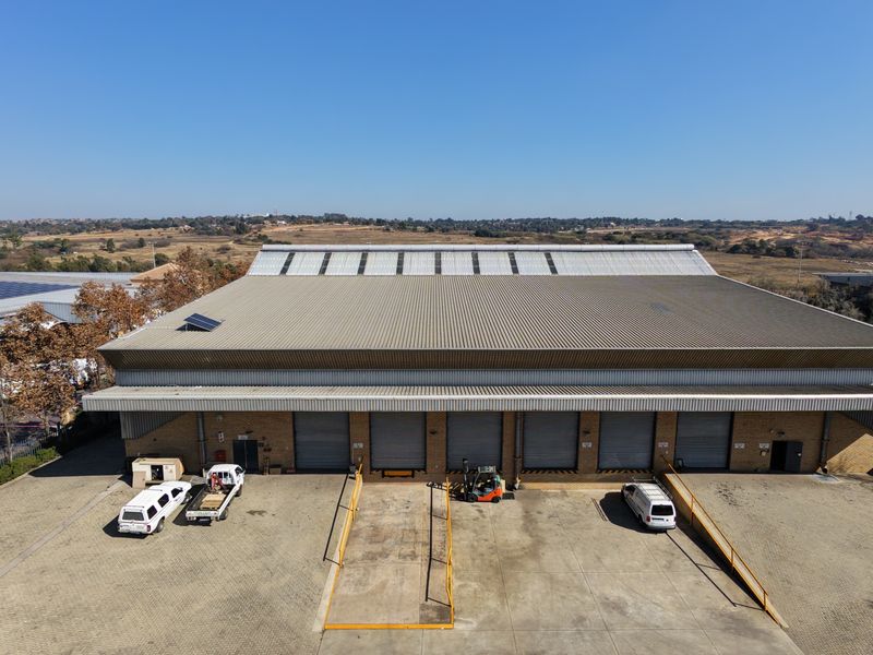 Warehouse to let in Linbro Park - Photo 3