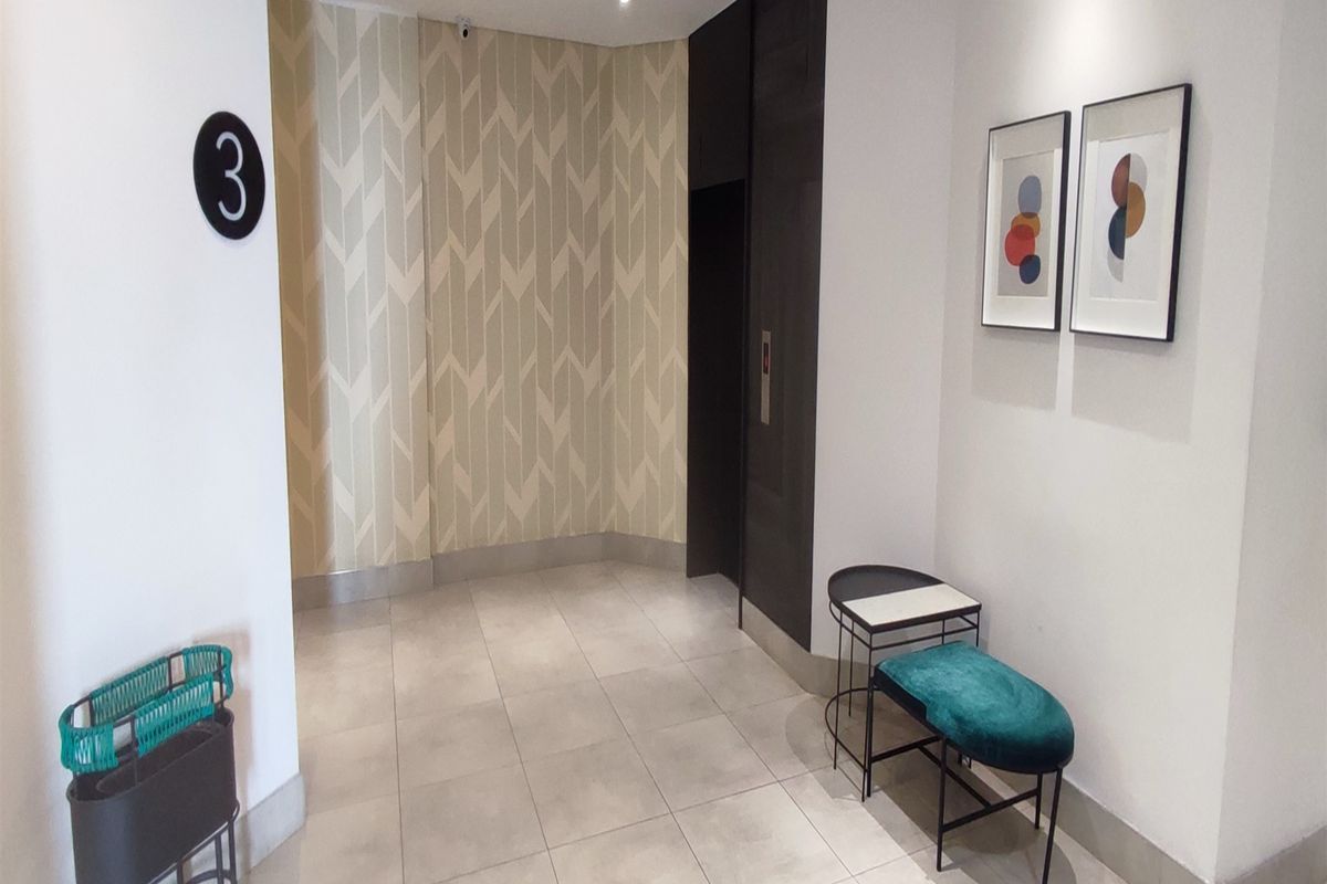 227sqm Offices to let in Rosebank - Photo 3