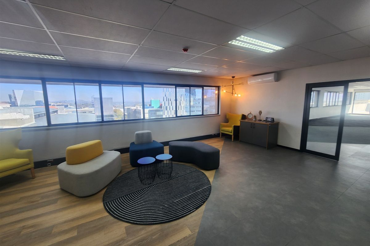250.29sqm Offices to lo let Sandton - Photo 2