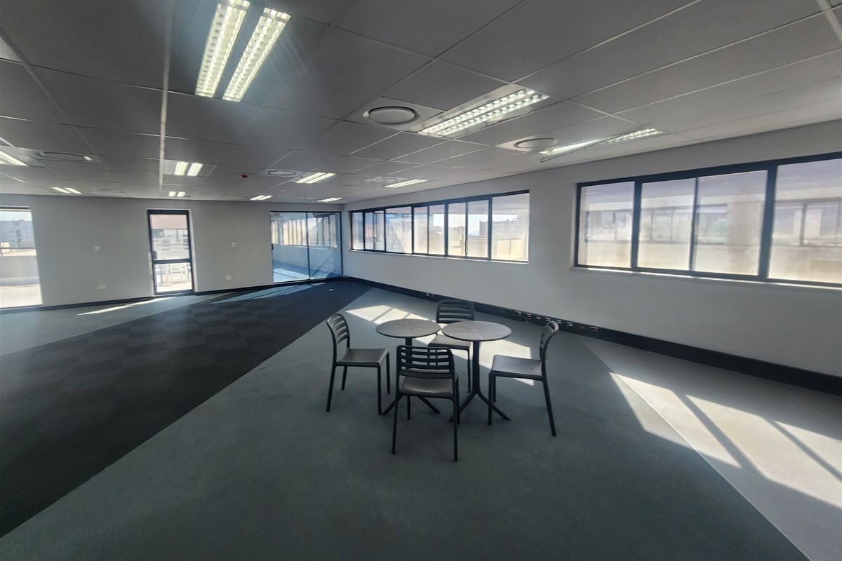 250.29sqm Offices to lo let Sandton - Photo 5