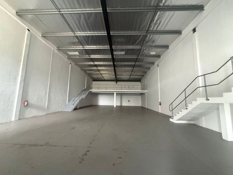 Light Industrial Warehouse To Let in Cornubia - Photo 9