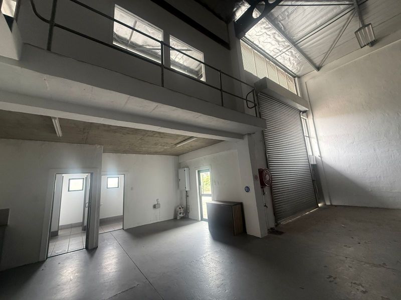 Light Industrial Warehouse To Let in Cornubia - Photo 4