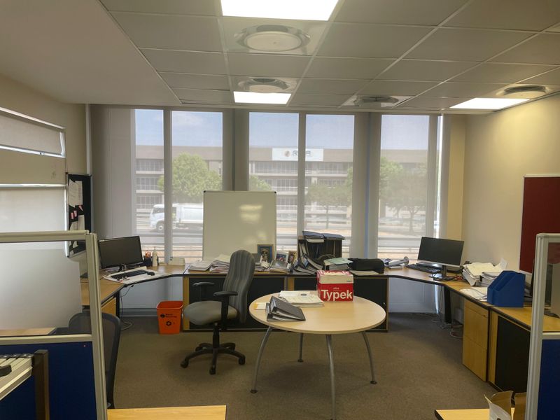Elevate Your Business! 444.60 m2 Office Space To Let – International Business Gateway, Midrand - Photo 9