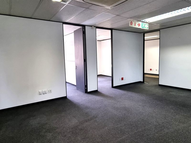 Office space to in St Andrews Office Park - Photo 8
