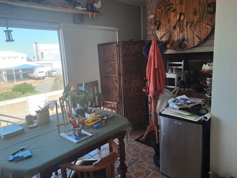 Exceptional Investment & Lifestyle Opportunity in Franskraal, Overberg. Building AND vacant stand. - Photo 8