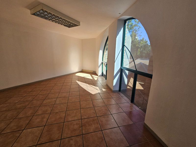 TO LET | Prime Office Space I ±409 m2 I Glen Manor Office Park, Menlyn - Photo 7