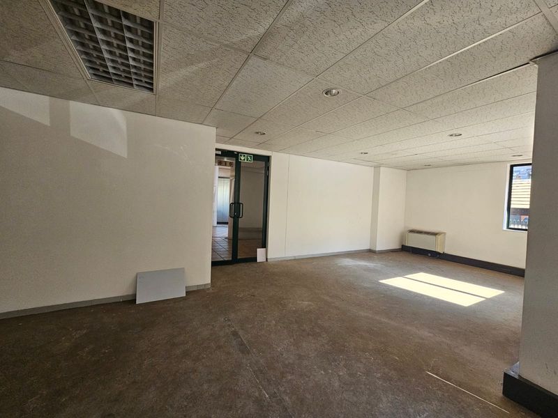 TO LET | Prime Office Space I ±442 m2 I Glen Manor Office Park, Menlyn - Photo 5