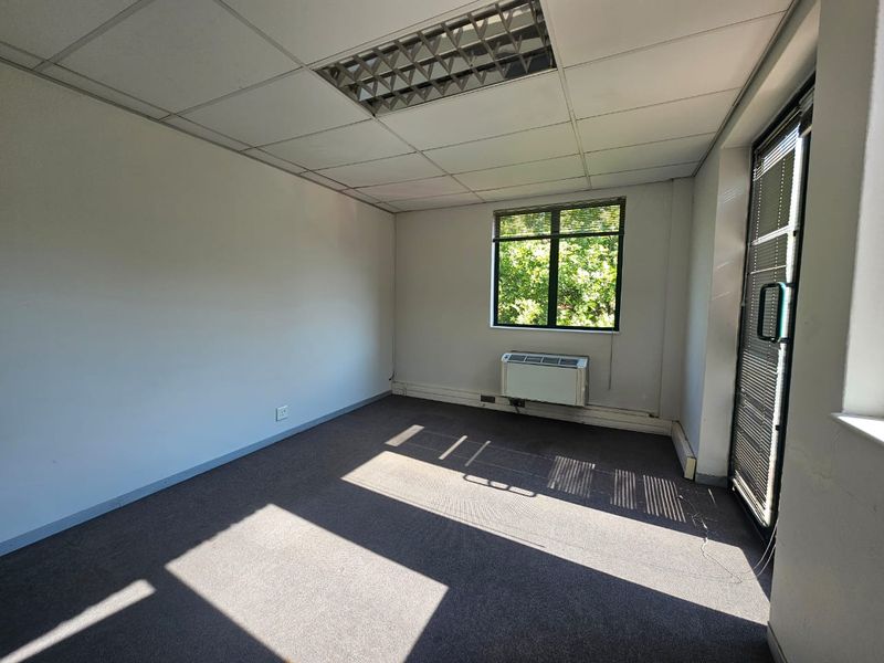 TO LET | Prime Office Space I ±435 m2 I Glen Manor Office Park, Menlyn - Photo 9