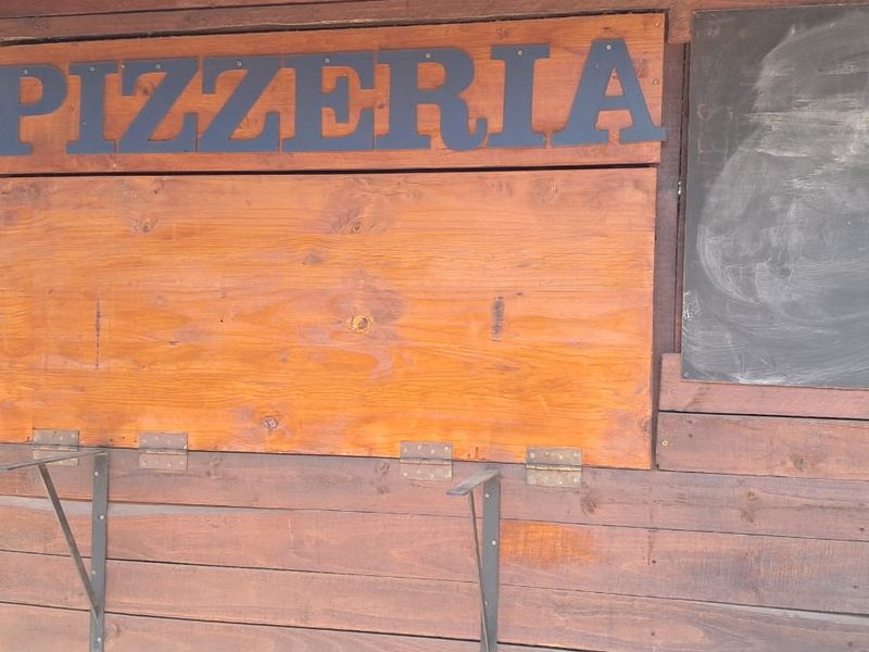 200m2 Pizza shop to Let in Doornkloof East, Irene area - Photo 7