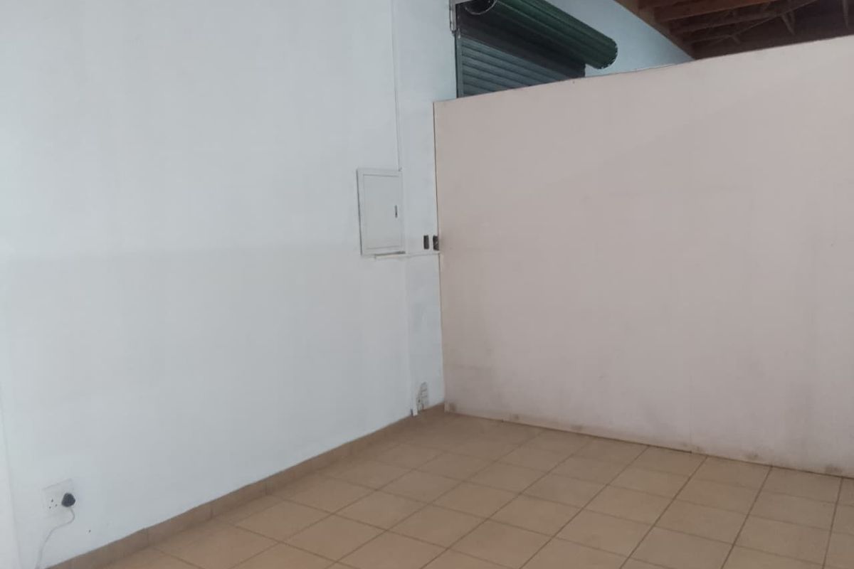 Spacious Warehouse. Ample Parking. Prime CW1 Location. - Photo 3