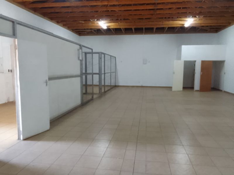 Spacious Warehouse. Ample Parking. Prime CW1 Location. - Photo 5