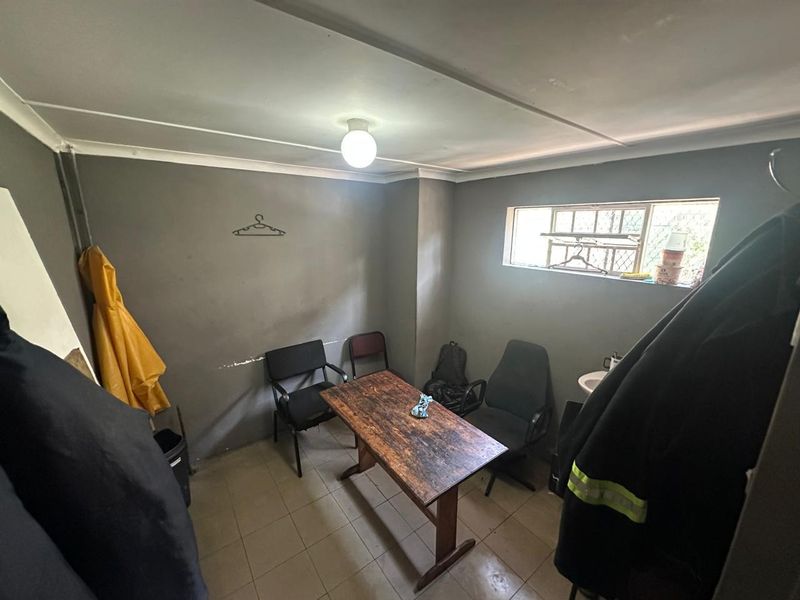 Commercial Property For Sale – North End, East London - Photo 7