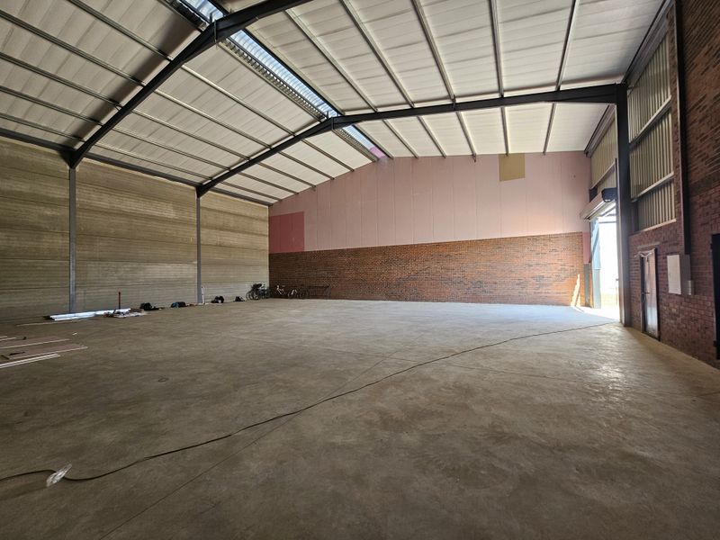 TO LET - MINI WAREHOUSE CENTURION - Photo 10