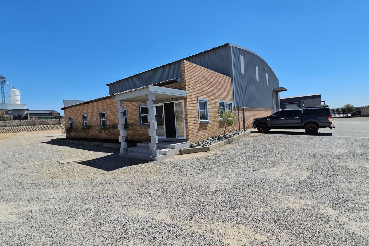 TO LET - WORKSHOP CENTURION WEST - Photo 4