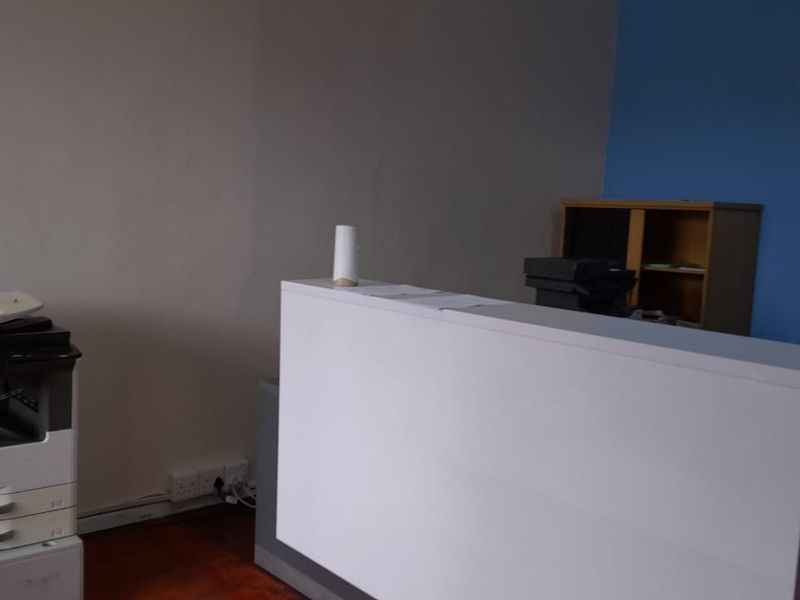 Prime Commercial Property in Berea, East London - Photo 10