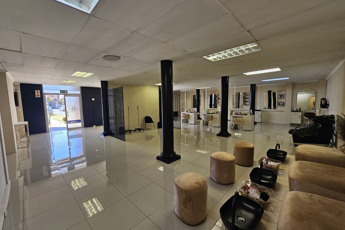 TO LET - Showroom Space - Centurion - Photo 2