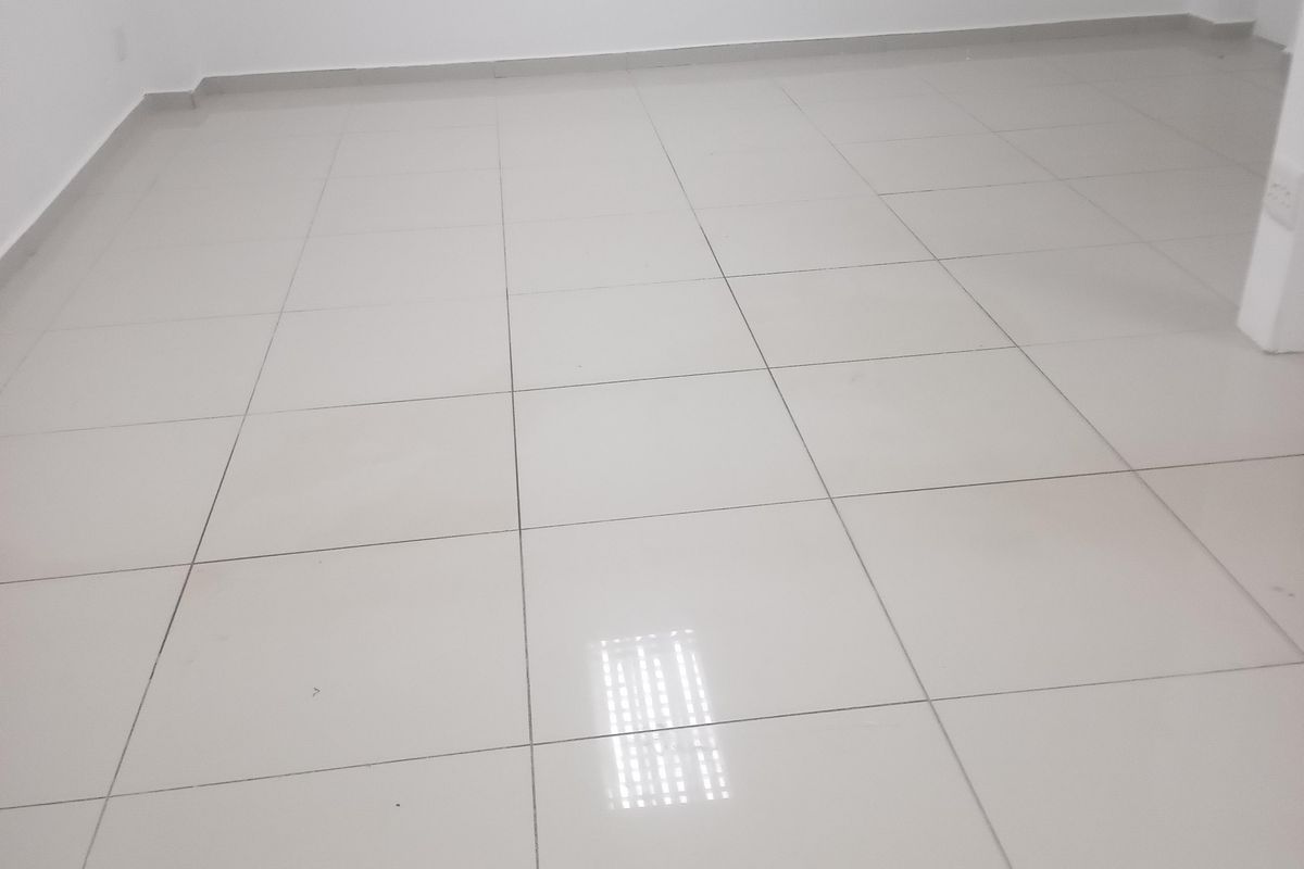 Spacious Shop to Let in Trevenna – Prime Location Near Sunnypark Mall - Photo 4