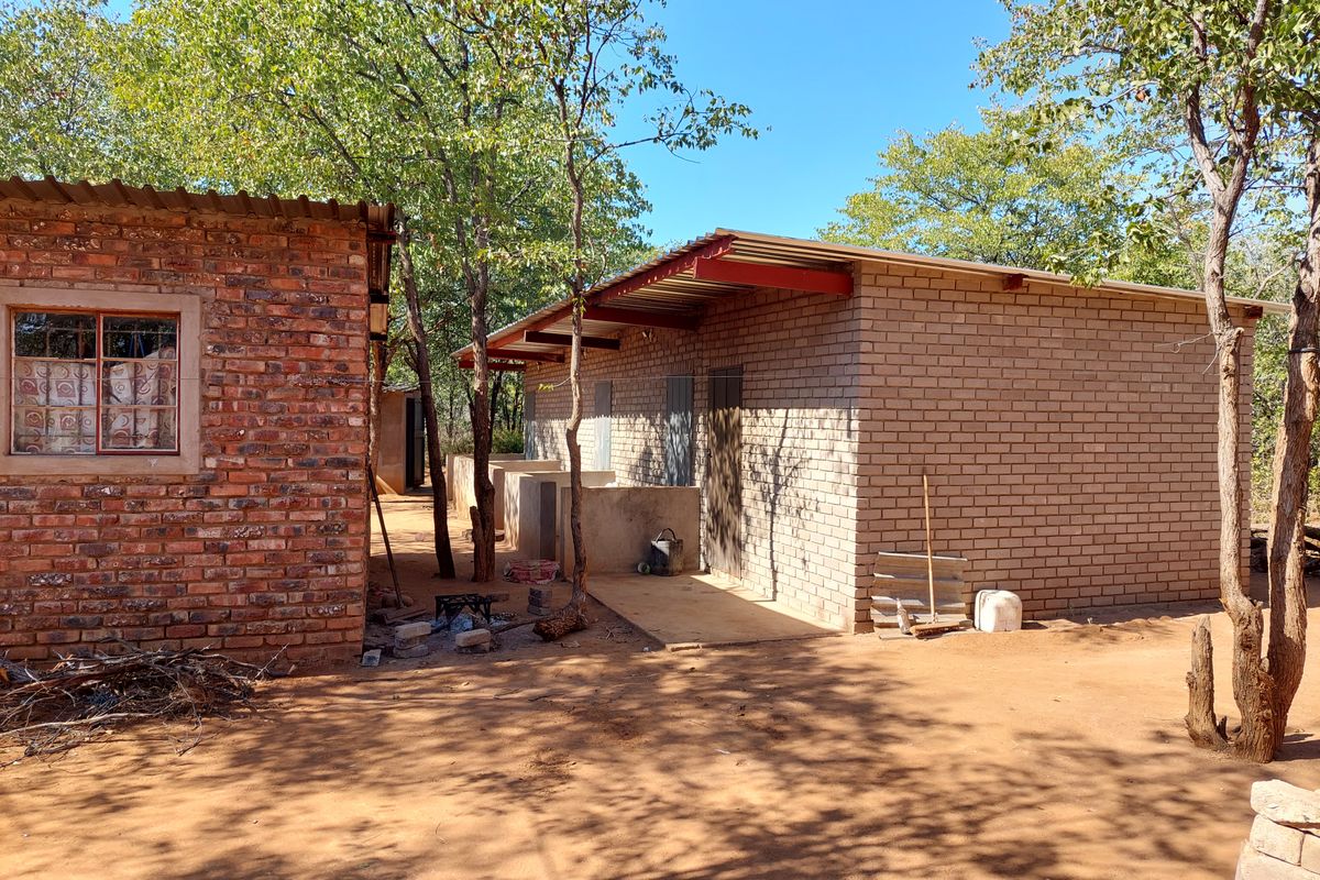 Bushveld Farm with Aquaculture & Vegetable Farming Potential - Photo 3